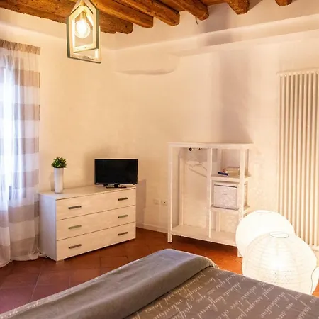 Ferienwohnung La Casa Di Bassano Bassano del Grappa Exterior foto